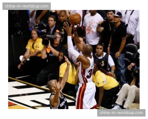 历史回顾：二十一世纪初活塞队“乔丹法则”与当今高位压迫的异同