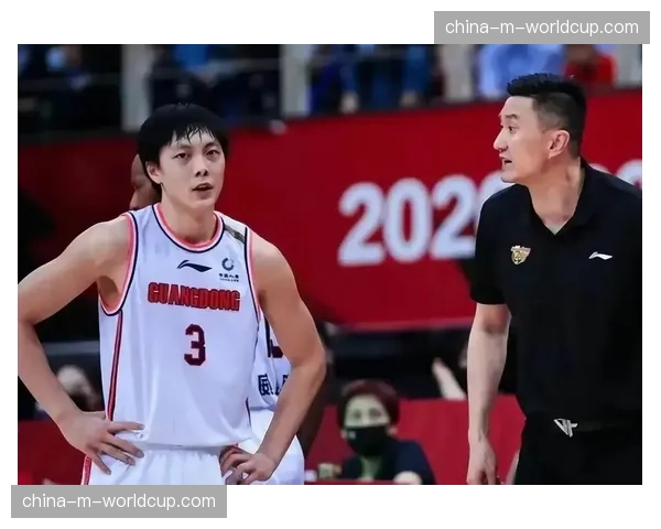 CBA常规赛收官战：辽宁击败广东锁定常规赛冠军